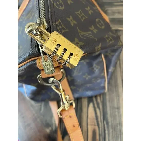 Louis Vuitton Keepal Bandouliere 45 Travel Bag Authentic Monogrammed Mobwife - Picture 10 of 16